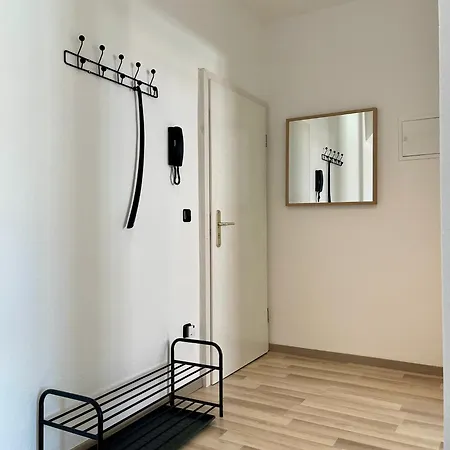 Raha Apartments - Ihr Komfortables Zuhause - Hbf - Vollausgestattet - Gratis Parkplatz Erfurt Exterior photo