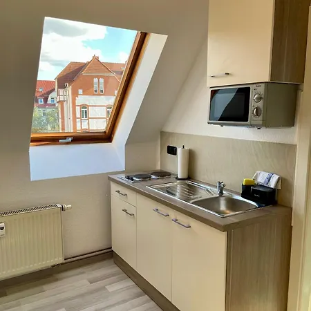 Raha Apartments - Ihr Komfortables Zuhause - Hbf - Vollausgestattet - Gratis Parkplatz Erfurt Exterior photo