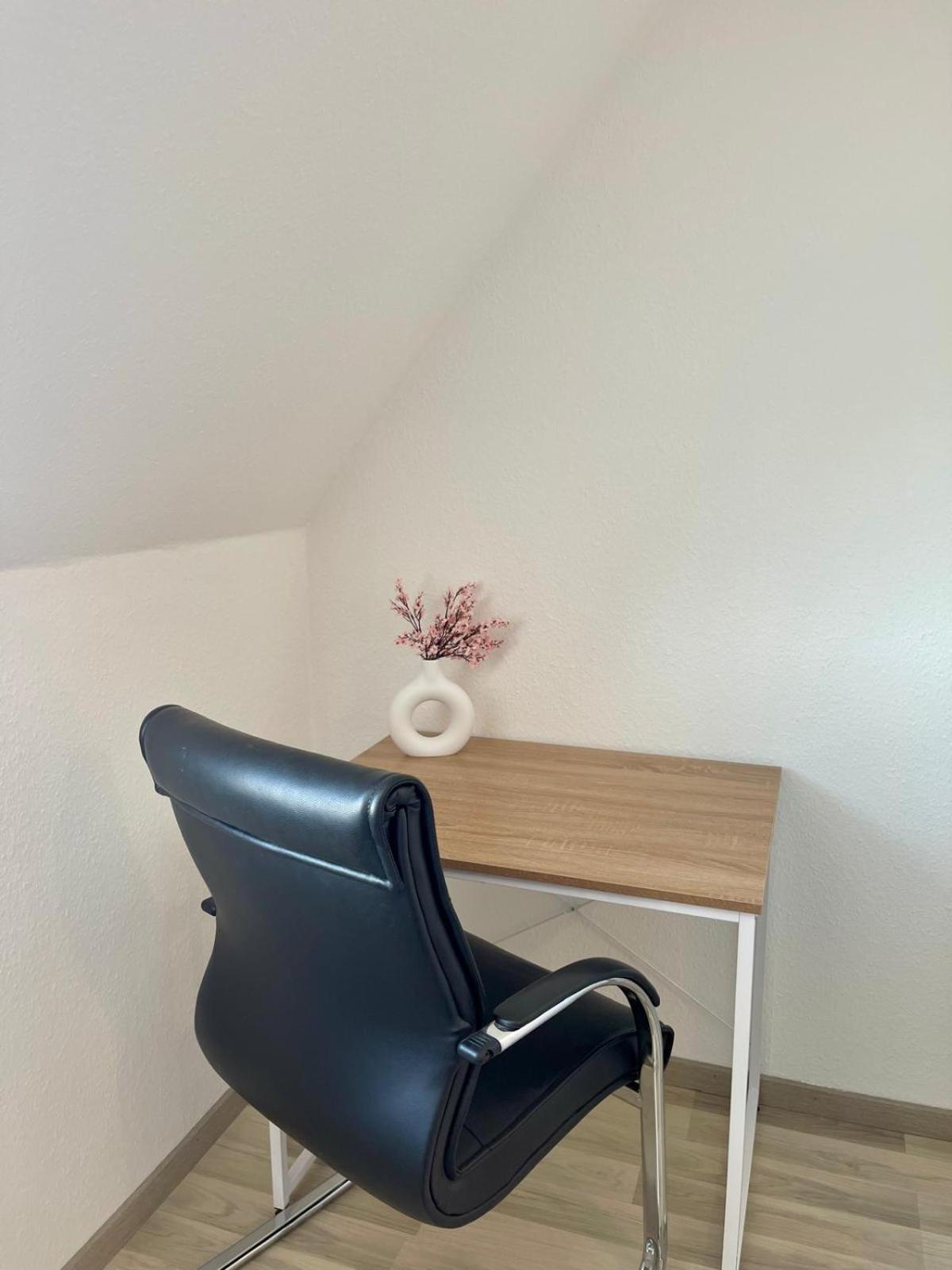 Apartment Raha - Ihr Komfortables Zuhause - Hbf - Vollausgestattet - Gratis Parkplatz *